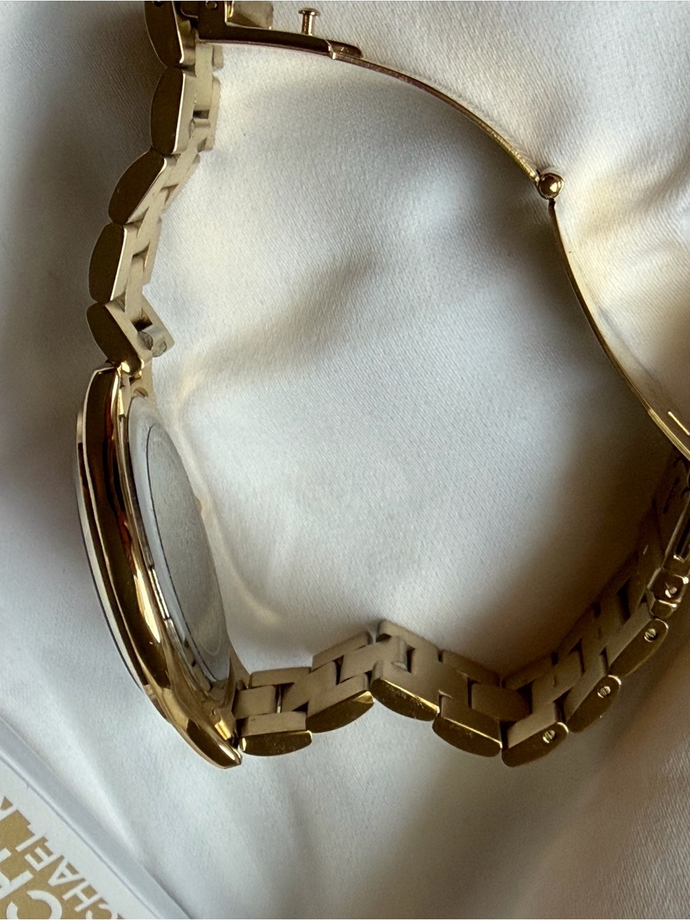 Michael Kors Gold Watch with Pink Sunray Dial - Picture 5 of 9